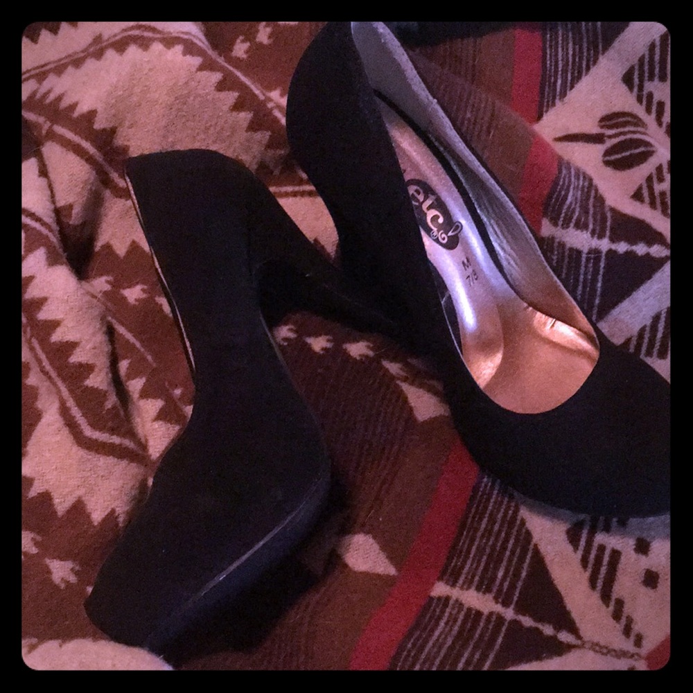 Black Never used Heels!